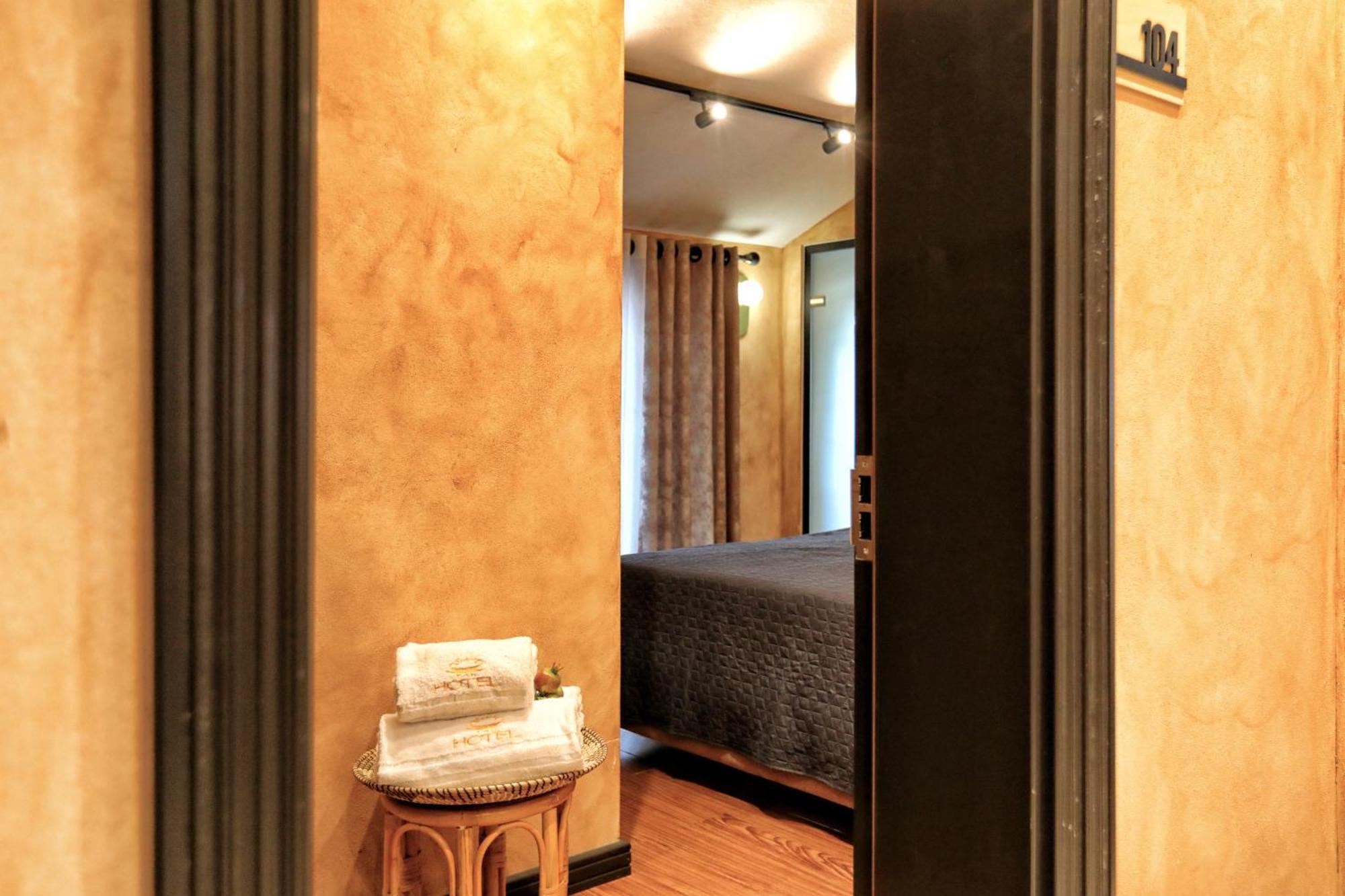 Hotel Labiatan Zogaji Zewnętrze zdjęcie