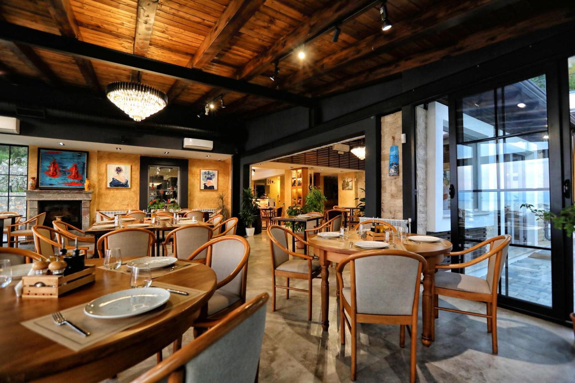 Hotel Labiatan Zogaji Zewnętrze zdjęcie